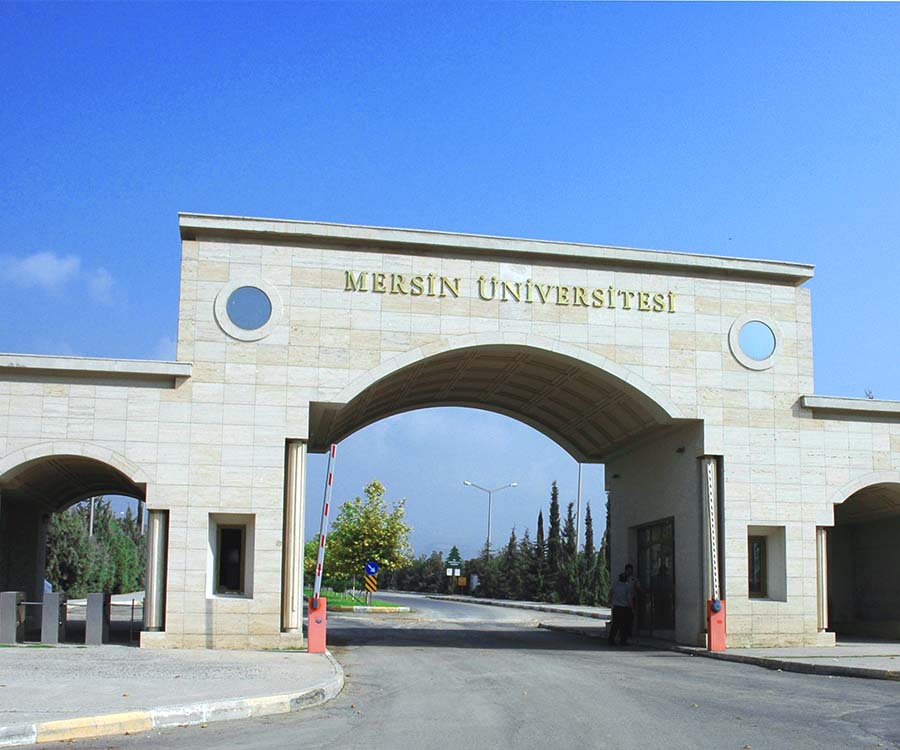 دنشگاه مرسین ترکیه ورودی اصلی